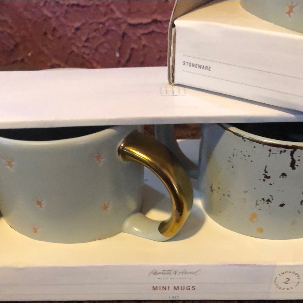 New Hearth & Hand Magnolia Stoneware - Picture 2 of 2
